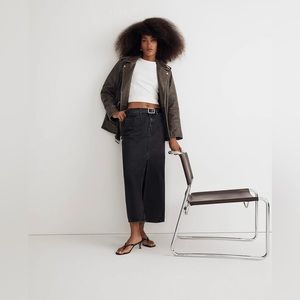 Madewell Denim Mid-Rise Maxi Skirt in Lunar Wash, Size 27